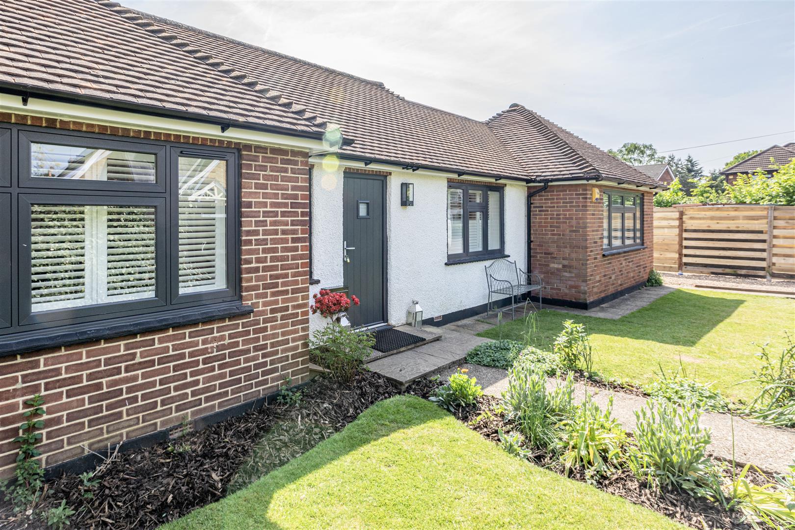 Fieldhurst Close, Addlestone Richard State